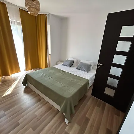 Casa Livia * 图兹拉